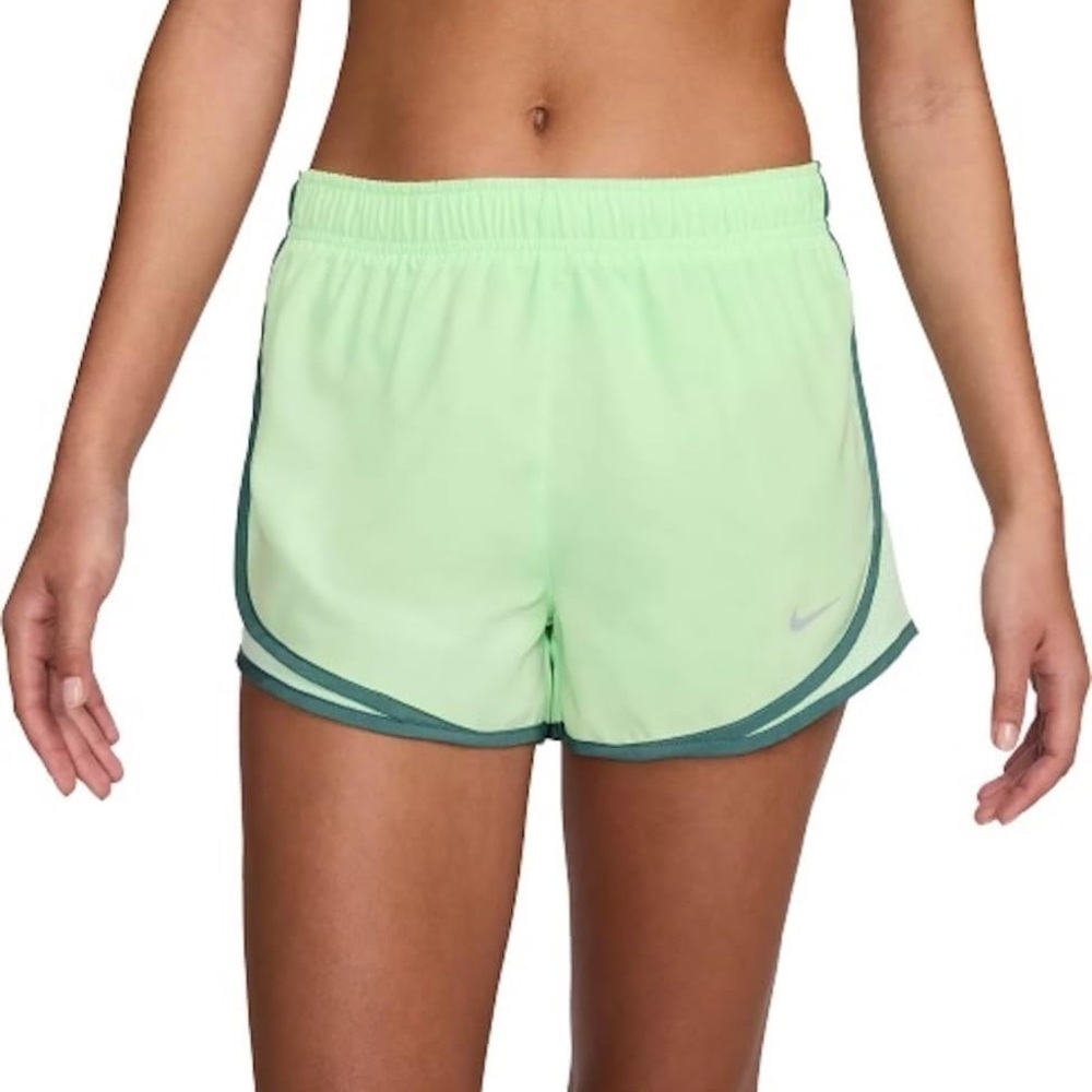 NWT Nike Women’s Dri-Fit Tempo Running Shorts in Lime Green in size XS